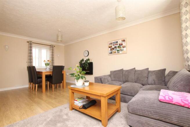 Living Area.JPG