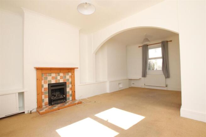 Living Room..JPG