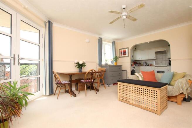 Living Room.JPG
