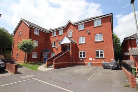 Lewis Crescent, Clyst Heath, Exeter