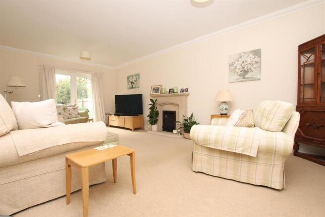 Living Room.JPG