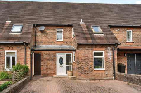 George Denyer Close, Haslemere, Surrey, GU27