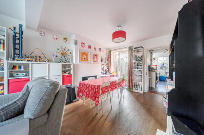 1370922-12-6900e3...