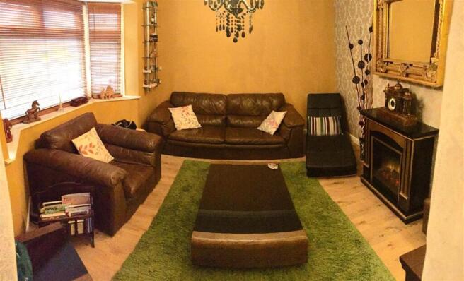 Lounge 2.JPG