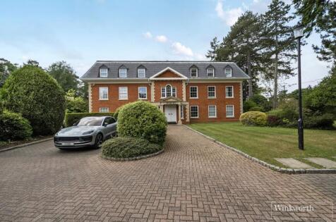 Cross Road, Sunningdale, Berkshire, SL5