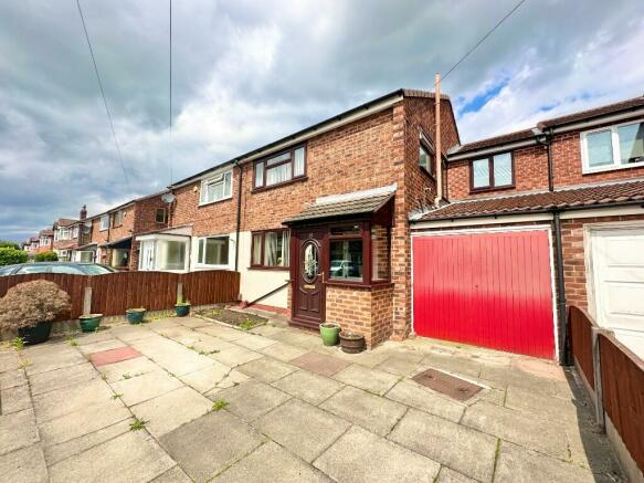 3 Bedroom Semi-detached House For Sale In Witley Drive, Sale, Ashton On 