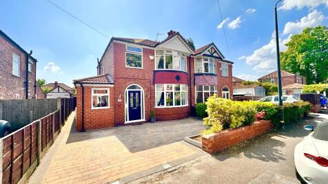 Marford Crescent, Sale, Cheshire, Greater Manchester, M33