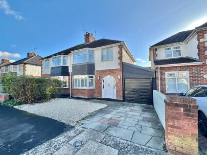 Arcadia Avenue, Sale, Greater Manchester, M33
