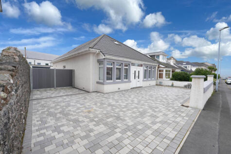 10 Brisbane Street, Largs, KA30 8QN