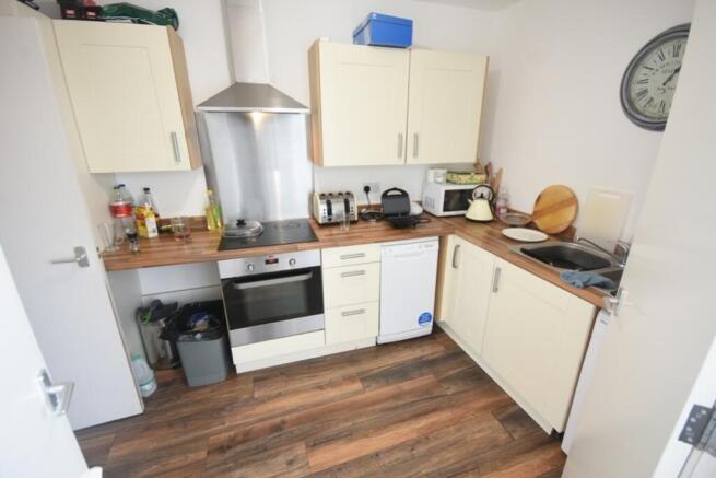 5 Claremont Road photos7