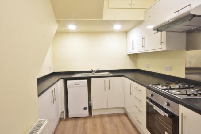 7 Oxnam Crescent04