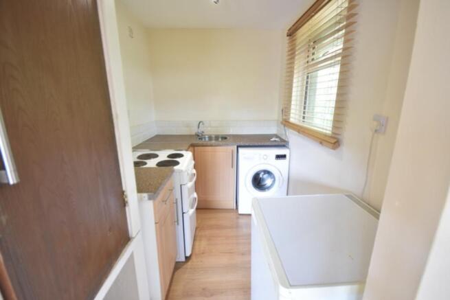 48 alverston close pics1_lge