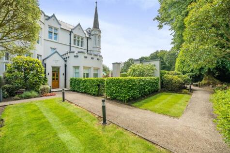 Woodland Way, Kingswood