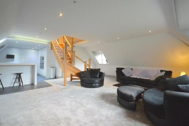 Open-Plan Living/Dining/Kitchen