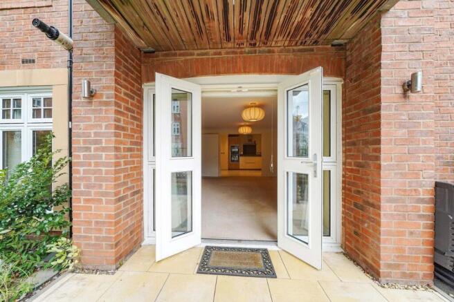 Terrace to Living Rm