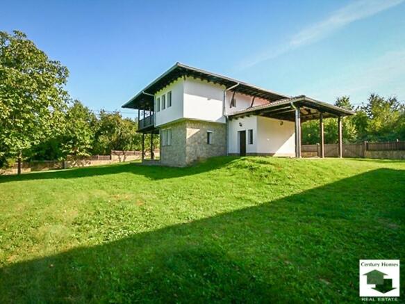 3 bedroom detached house for sale in Elena, Veliko Tarnovo ...