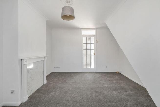 Living Room (view b)