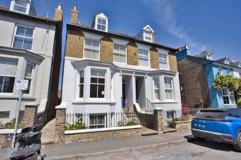 Wellington Road, Deal, Kent, CT14