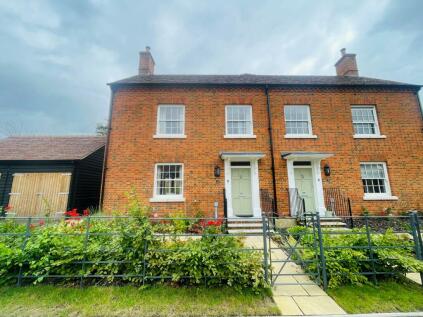 Hatfield - 4 bedroom semi-detached house