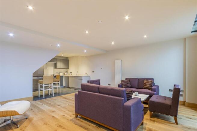 St James Church 10-4.jpg