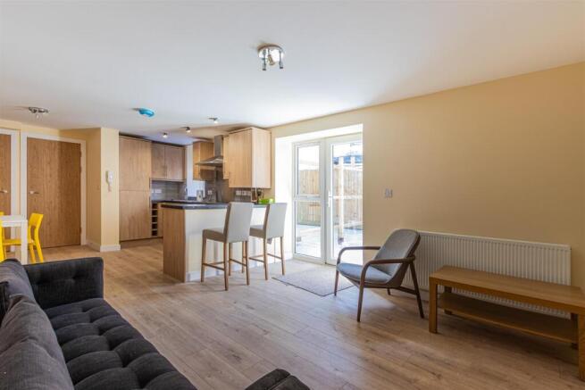 Richmond Road 183, 2-7.jpg