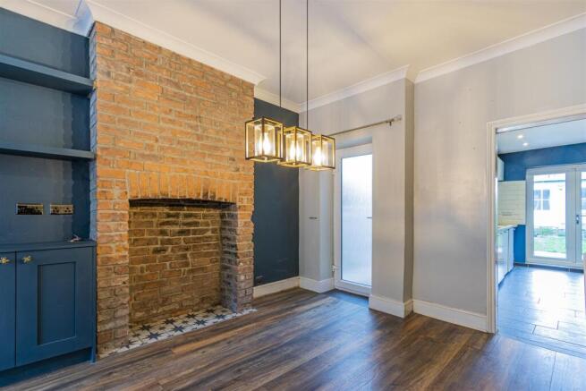 Arabella Street 71-7.jpg