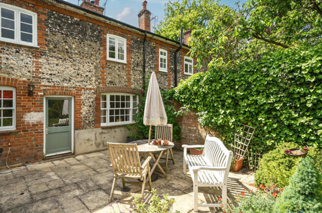 10-6823338cf1f64-...