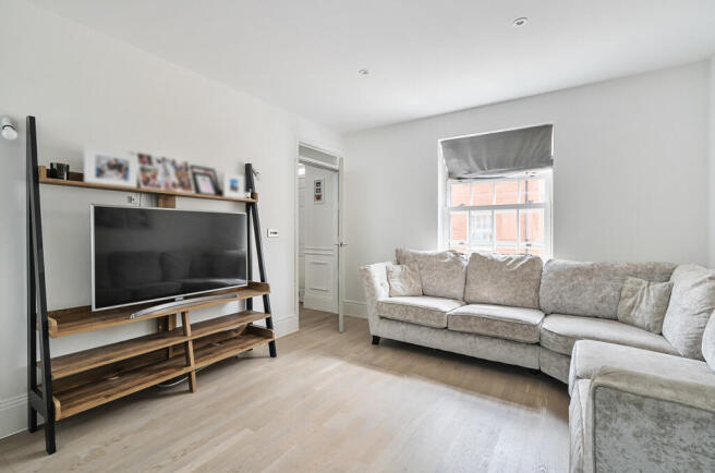 1326235-12-687640...