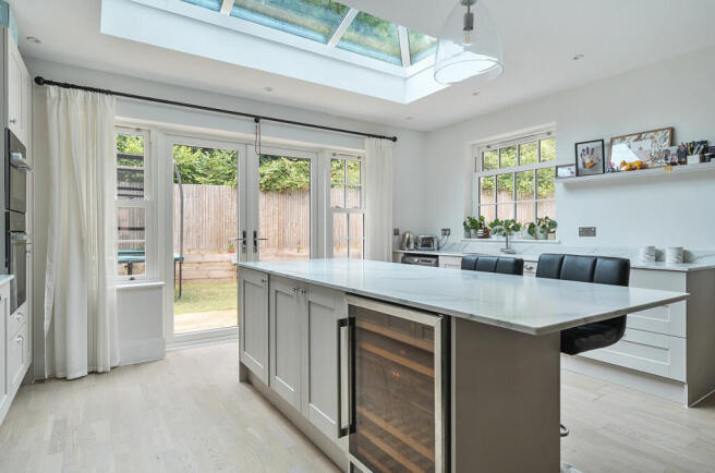 1326235-20-687641...