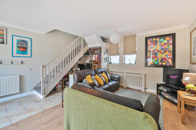 1330670-36-688215...