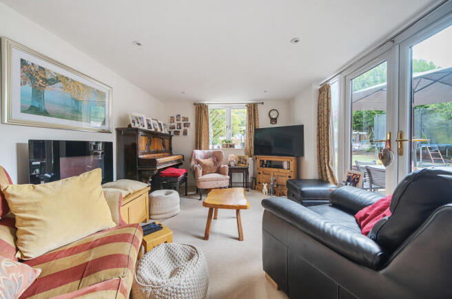 1330657-13-688c90...