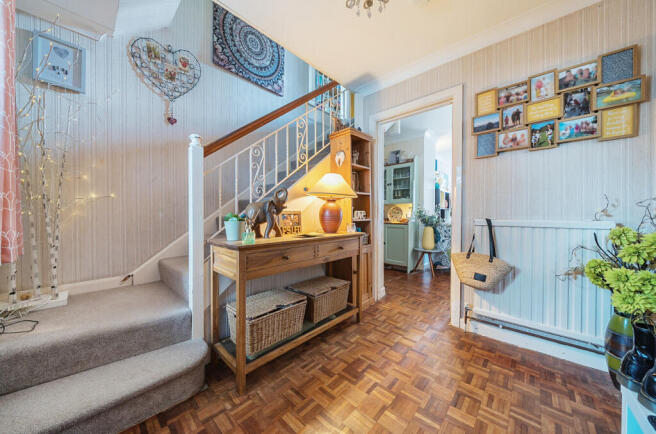 1330657-23-688c91...