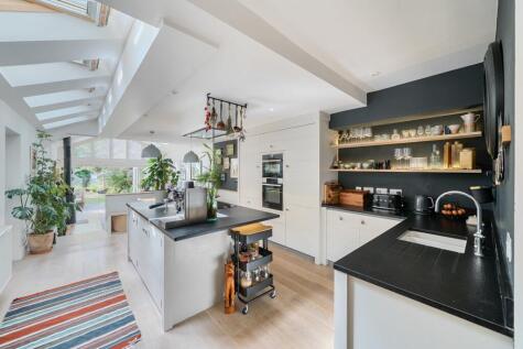 St Leonards Road, Winchester, Hampshire, SO23