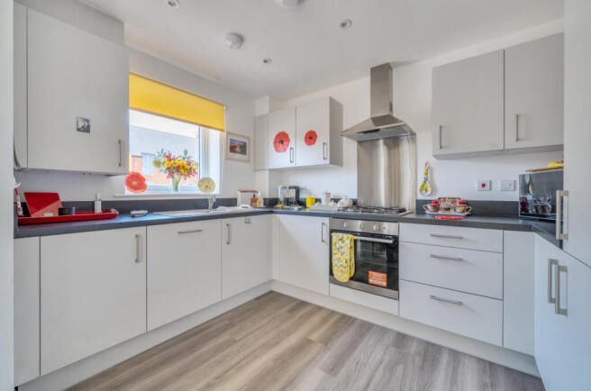 1339812-26-689b41...