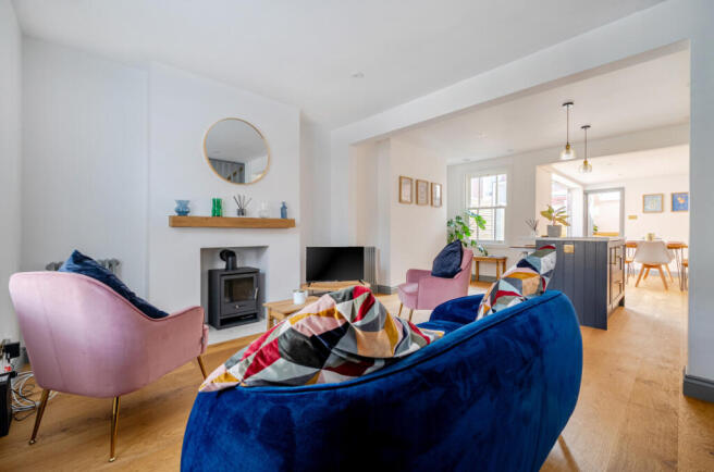 1342970-13-68b195...