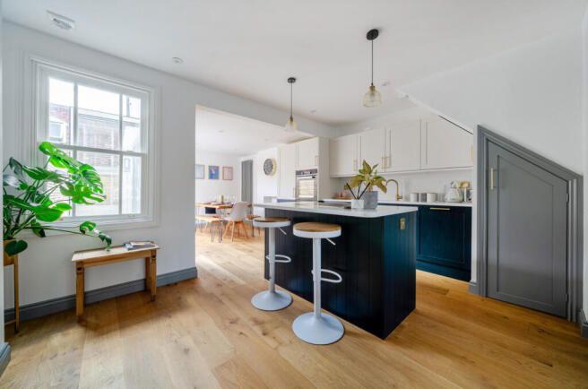 1342970-17-68b197...