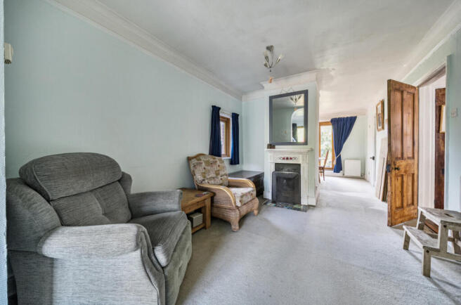 1349731-11-68b9ad...