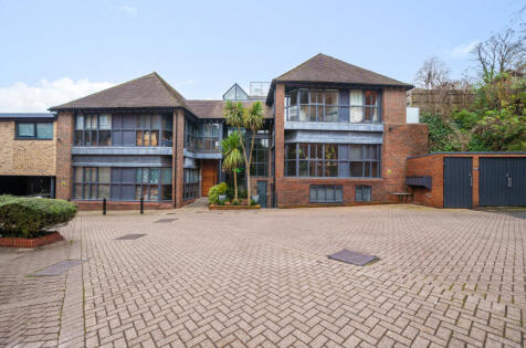 Old Station Approach, Winchester, Hampshire, SO23