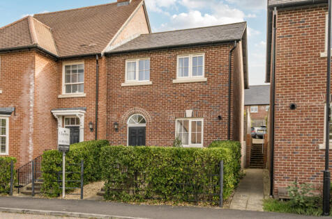 Pitt Road, Winchester Village, Hampshire, SO22