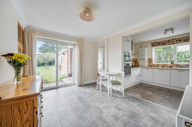 1360591-24-68dd0d...