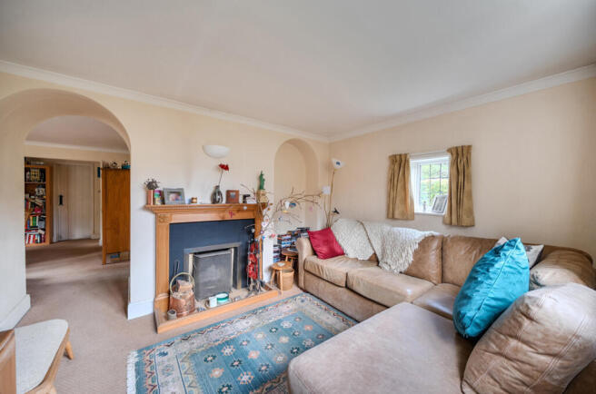 1375201-16-690b2c...