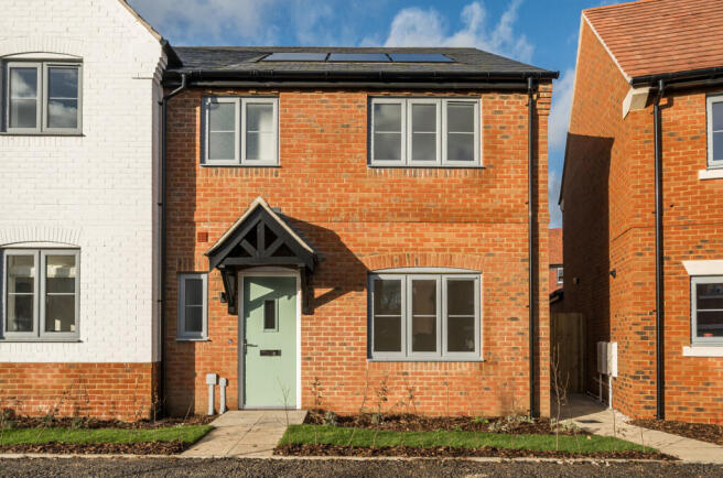 1388524-12-693982...