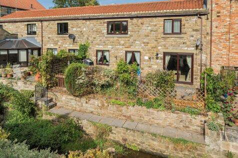 Low Mill Court, Shaw Mills, HG3