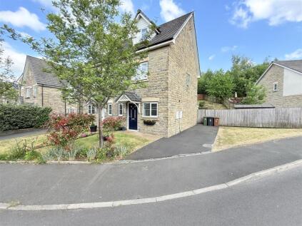 Cocksfoot Drive, Mossley