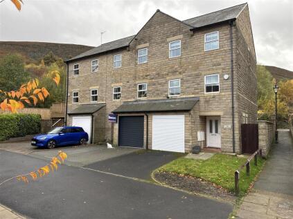 Calico Crescent, Carrbrook, Stalybridge