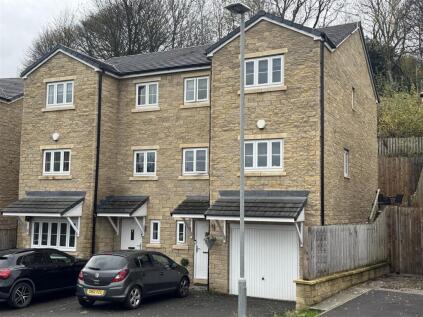 Earnshaw Clough, Mossley