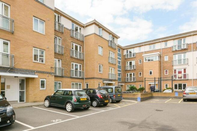 Morton Close