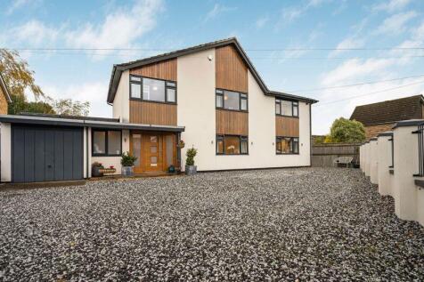 Browns Road, Holmer Green