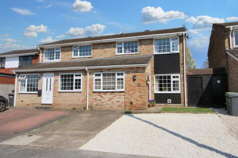 Cowslip Road, Widmer End, HP15