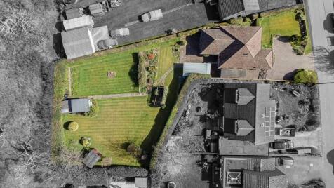 2 Penfold Lane, Holmer Green, HP15